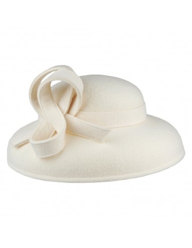 Chapeau de Mariage avec Boucles Molly blanc hiver WHITELEY Venez découvrir notre 